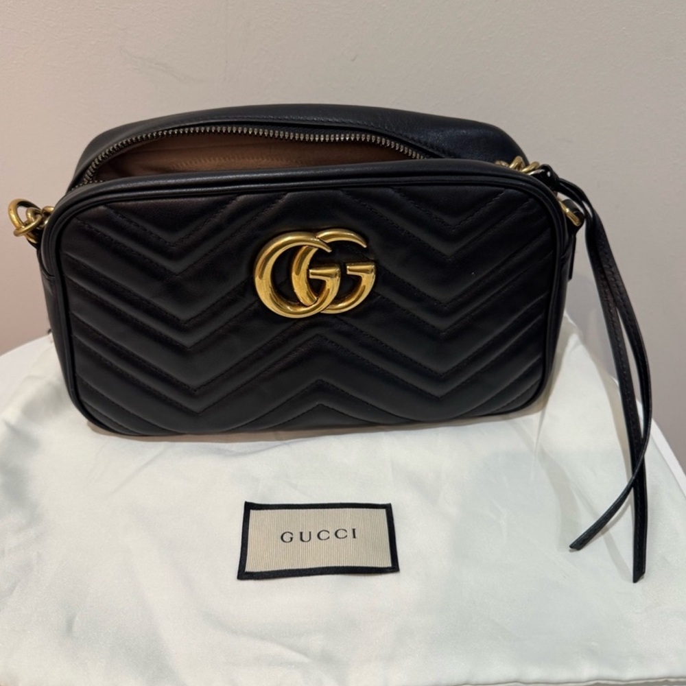 Gucci GG marmont small camera bag black and gold